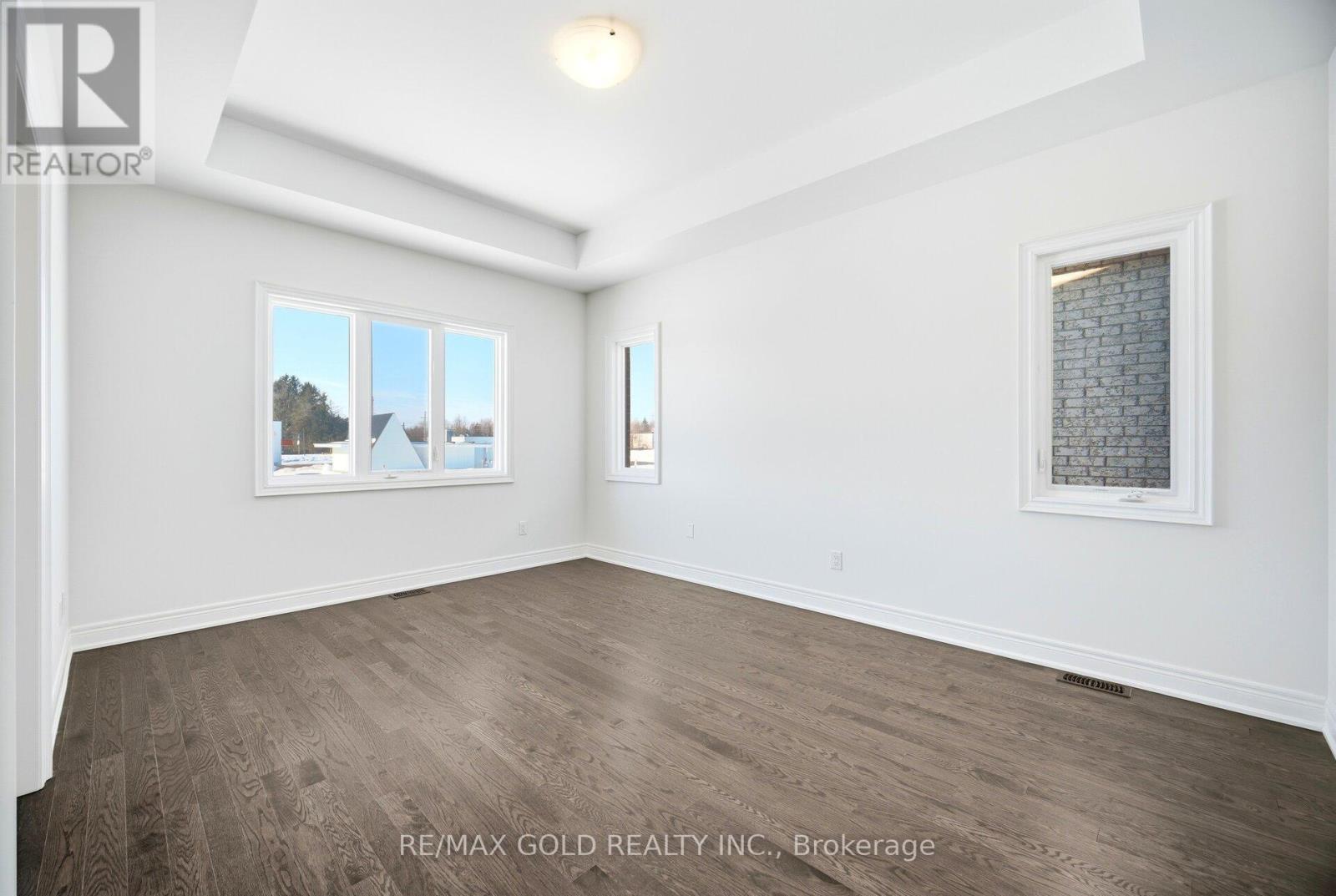 32 Addison Street, Caledon, Ontario  L7C 4N2 - Photo 23 - W12854476