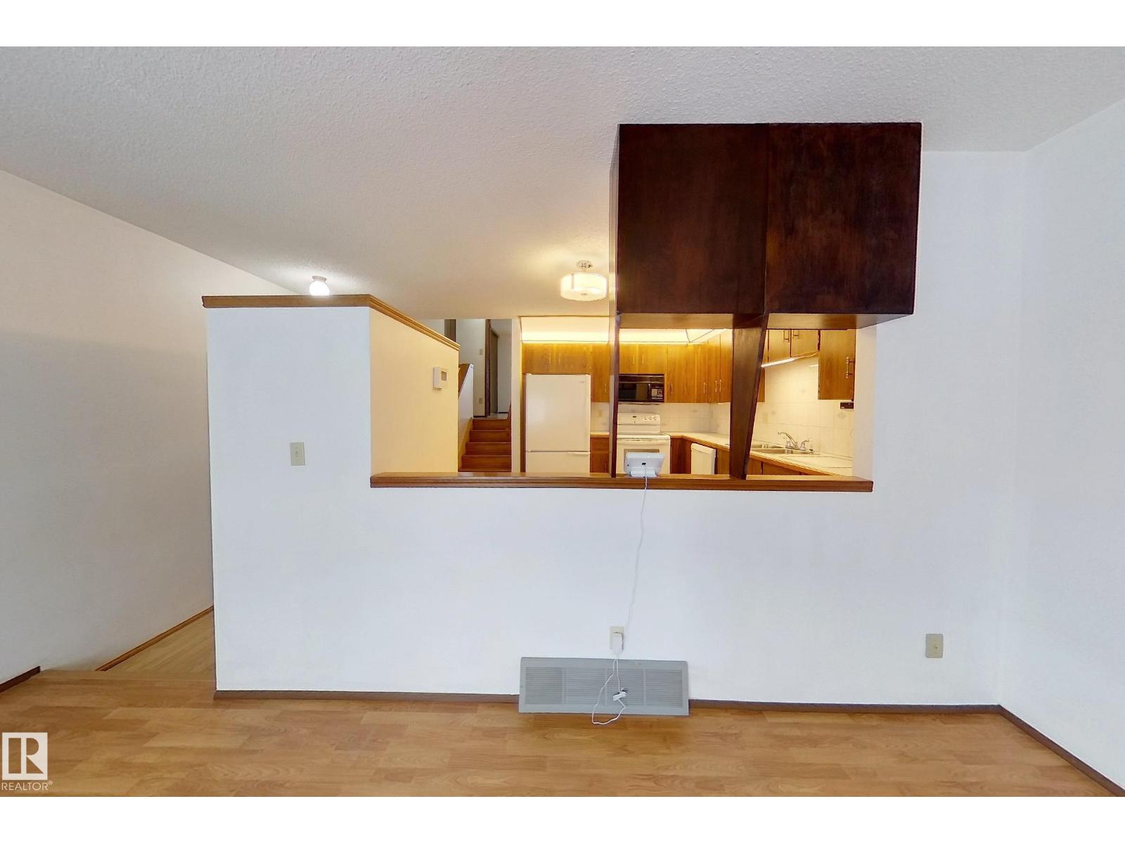 4116 38 St Nw, Edmonton, Alberta  T6L 5E4 - Photo 8 - E4476242