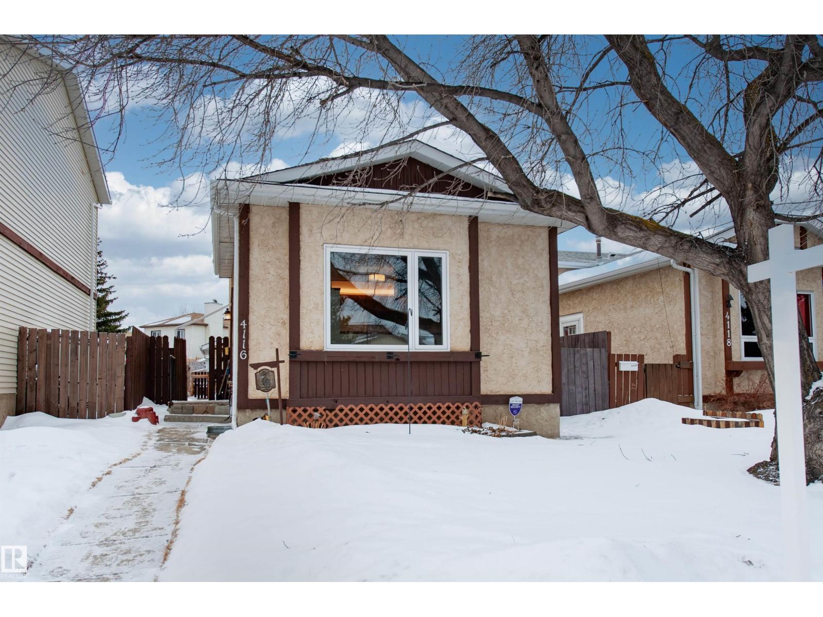 4116 38 St Nw, Edmonton, Alberta  T6L 5E4 - Photo 2 - E4476242