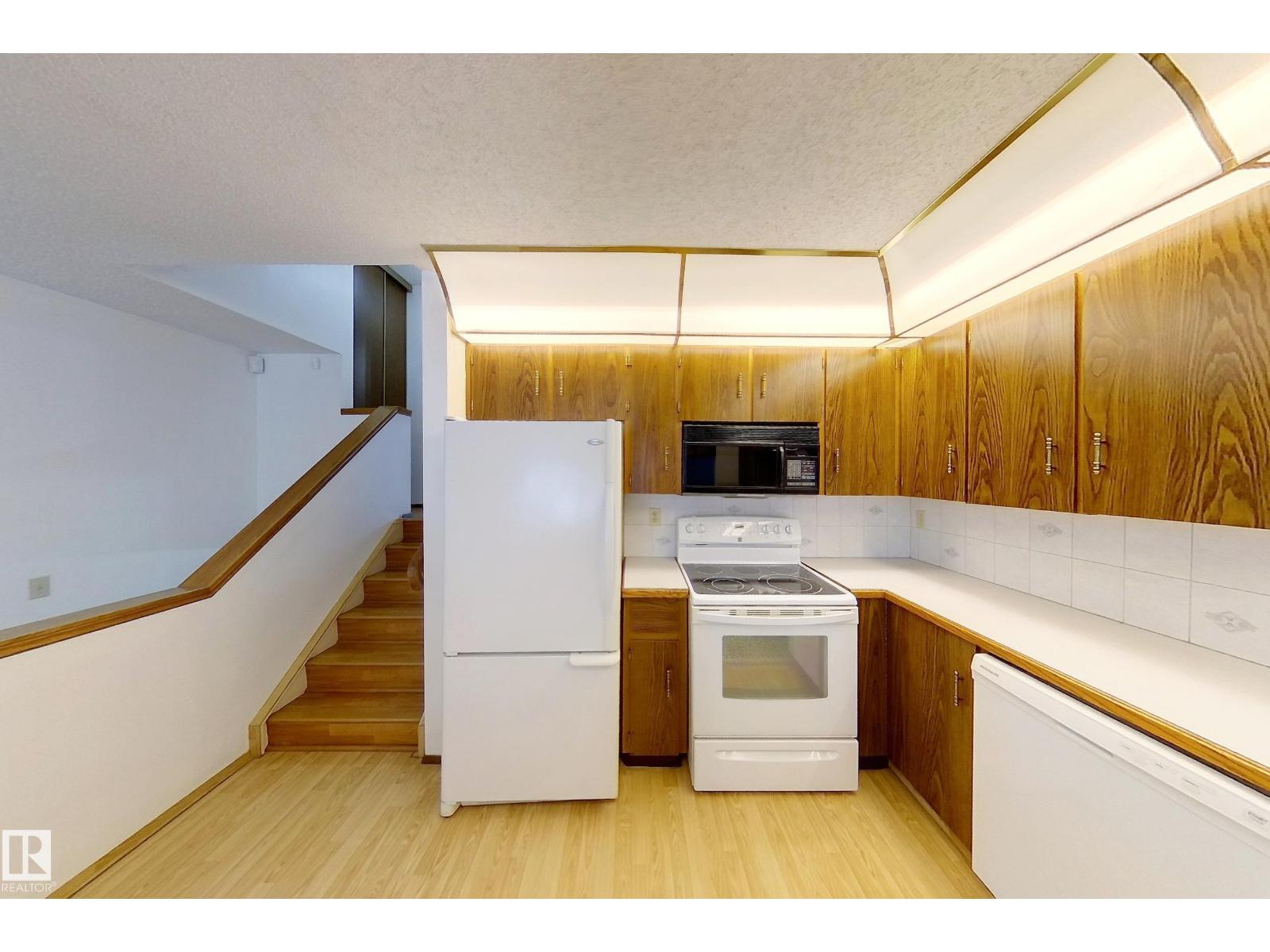 4116 38 St Nw, Edmonton, Alberta  T6L 5E4 - Photo 17 - E4476242