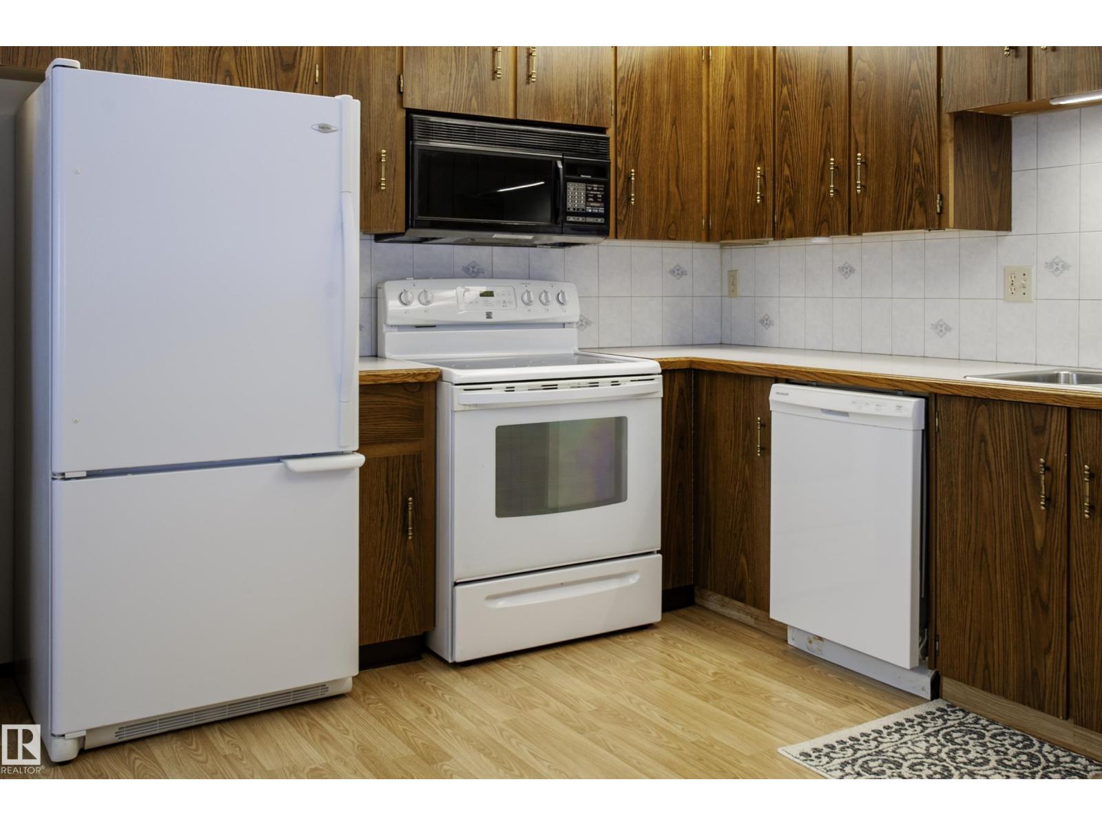 4116 38 St Nw, Edmonton, Alberta  T6L 5E4 - Photo 13 - E4476242