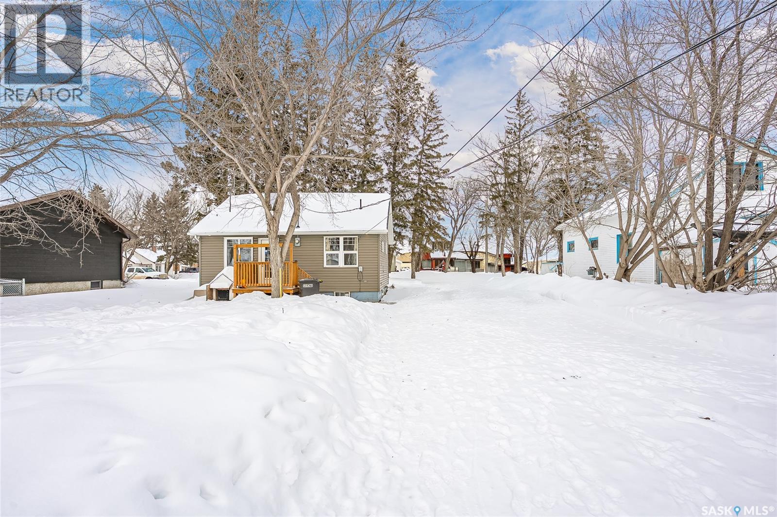 207 2nd Street S, Wakaw, Saskatchewan  S0K 4P0 - Photo 33 - SK029851