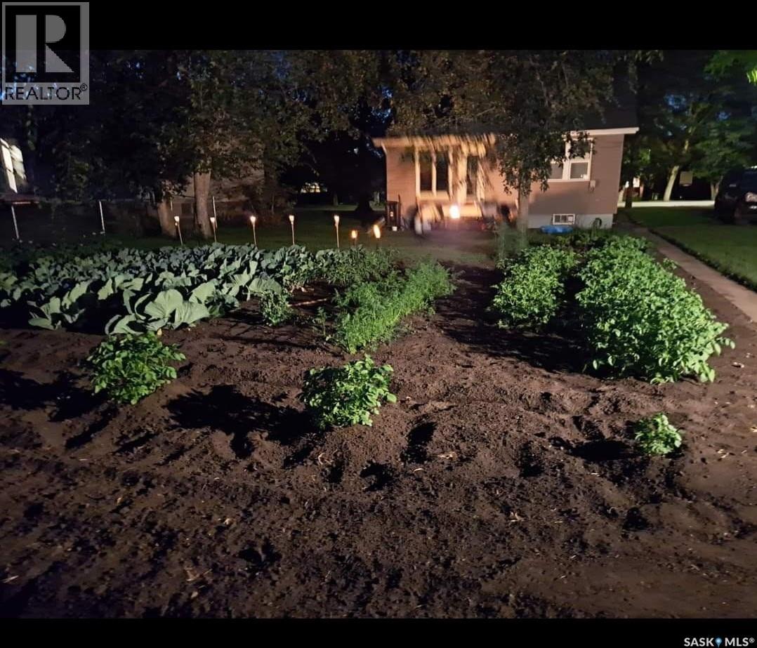 207 2nd Street S, Wakaw, Saskatchewan  S0K 4P0 - Photo 39 - SK029851