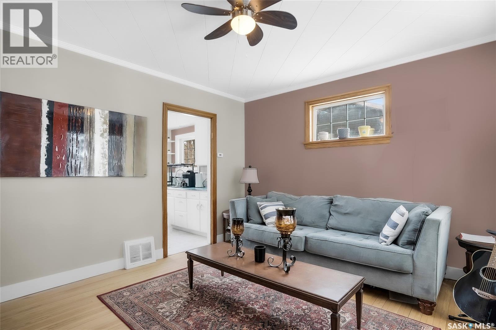 207 2nd Street S, Wakaw, Saskatchewan  S0K 4P0 - Photo 9 - SK029851