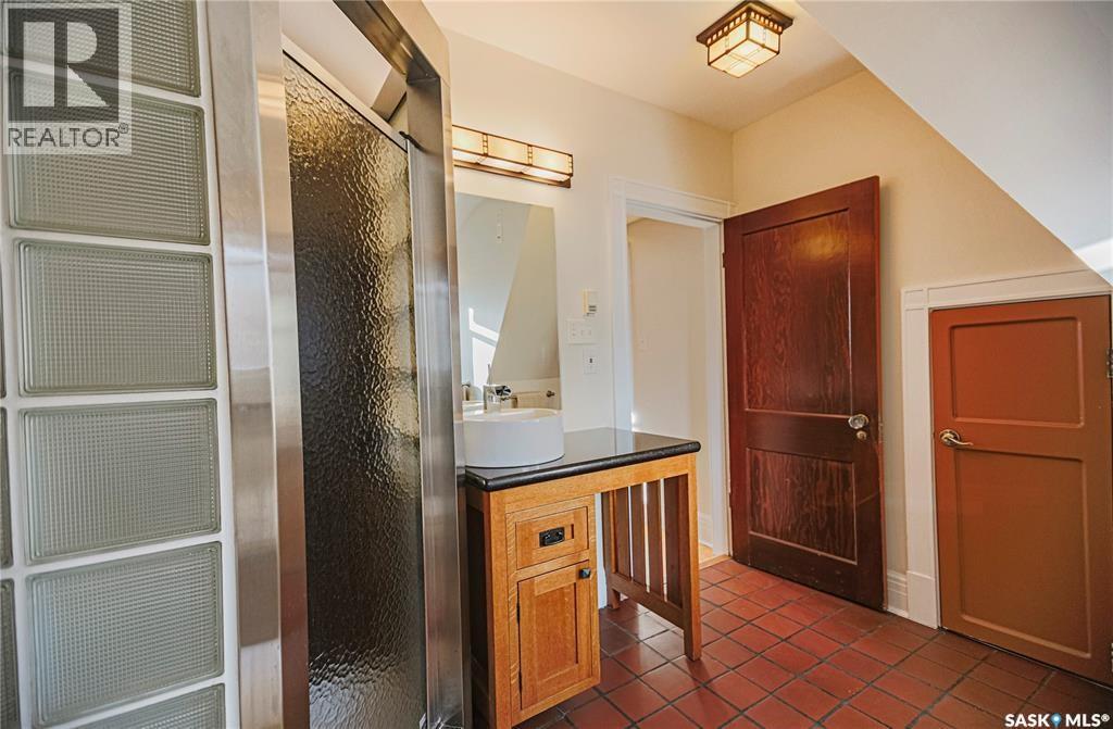 718 Saskatchewan Crescent E, Saskatoon, Saskatchewan  S7N 0L2 - Photo 18 - SK029840