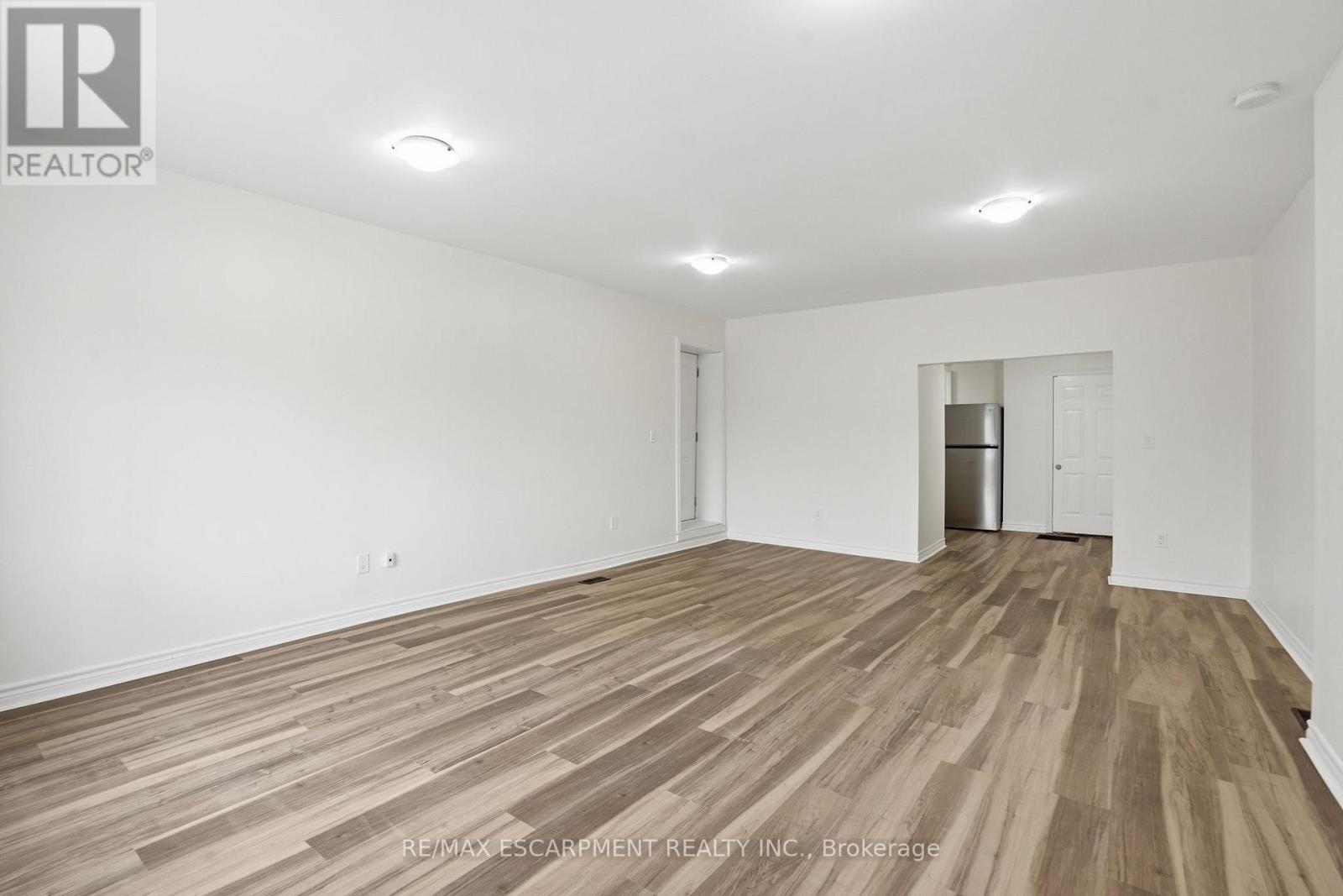 Bachelor - 237 Queen Street N, Hamilton (Strathcona), Ontario  L8R 2W2 - Photo 10 - X12854324