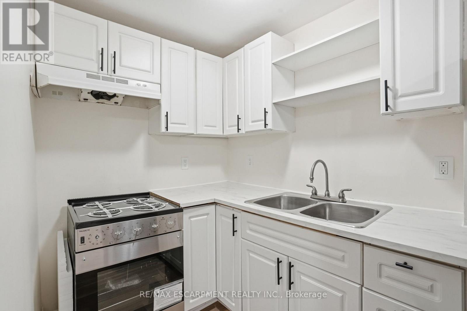 Bachelor - 237 Queen Street N, Hamilton (Strathcona), Ontario  L8R 2W2 - Photo 17 - X12854324