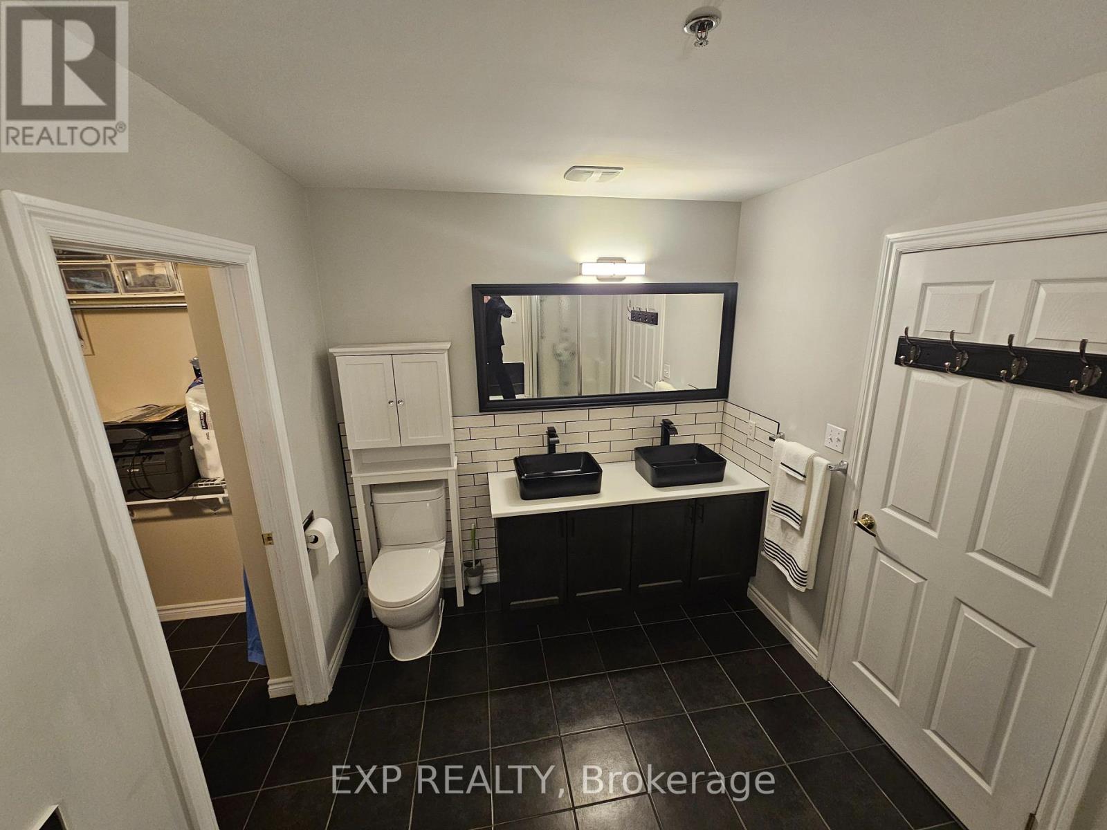 102 - 308 Watson Parkway N, Guelph (Grange Road), Ontario  N1E 0G7 - Photo 17 - X12854364