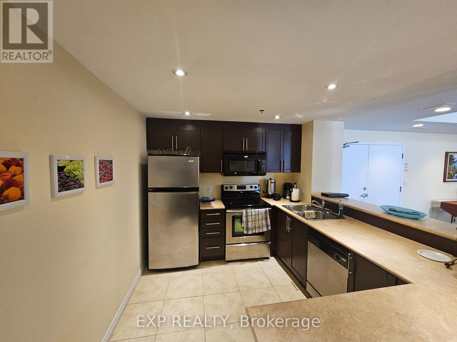 102 - 308 Watson Parkway N, Guelph (Grange Road), Ontario  N1E 0G7 - Photo 32 - X12854364