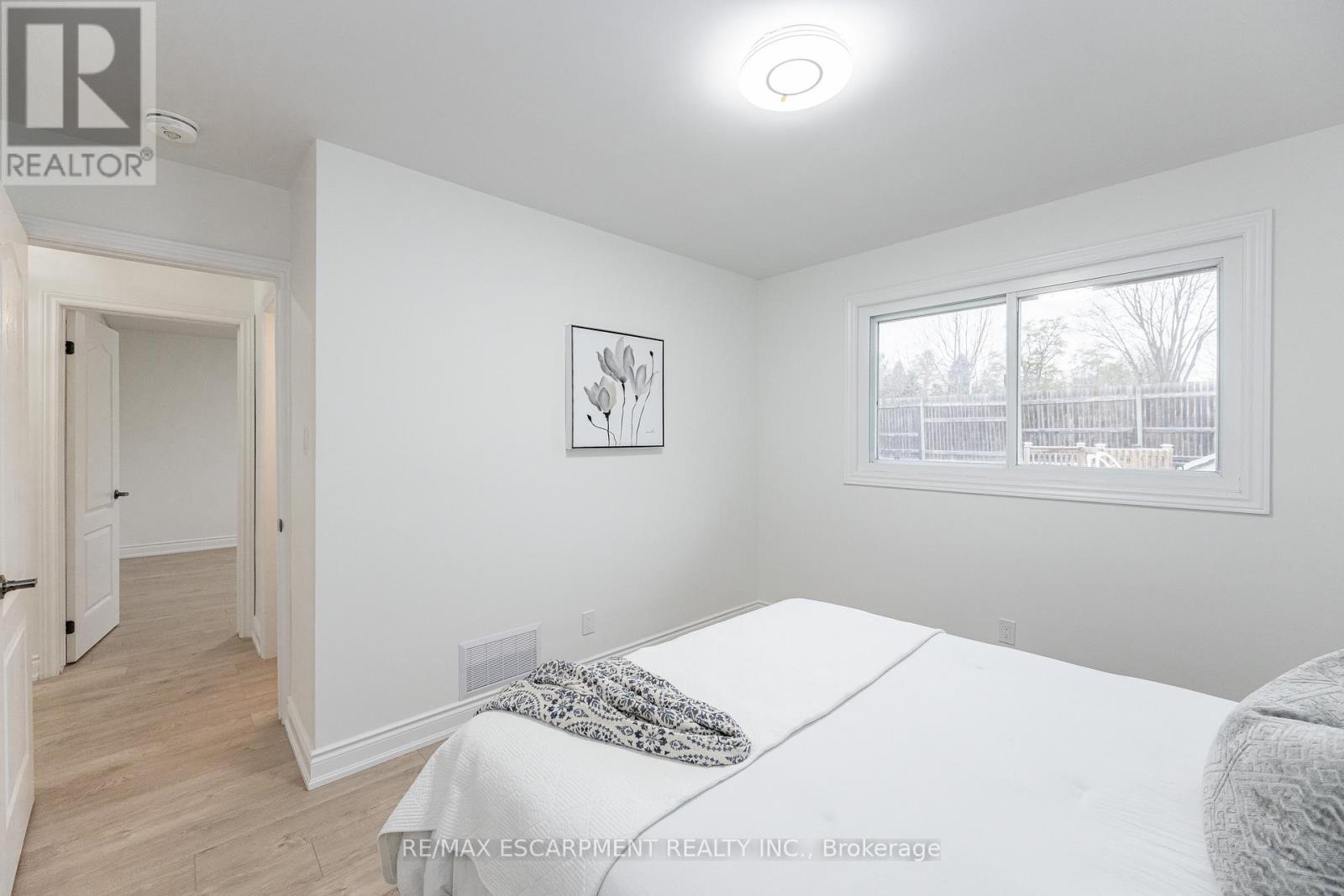 Main - 3045 Portage Road, Niagara Falls (Church's Lane), Ontario  L2J 2J8 - Photo 10 - X12854384