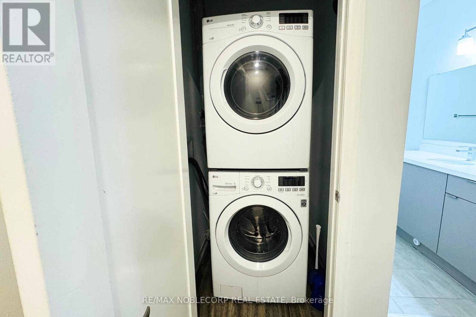 10 - 39 Robinson Street N, Grimsby (Grimsby East), Ontario  L3M 3C8 - Photo 12 - X12854390