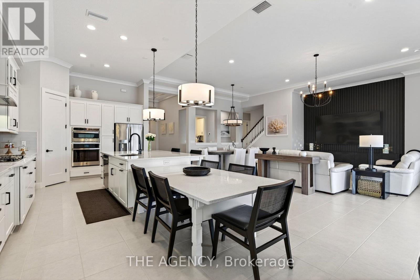 11615 Gleaming Terrace, Sarasota, Ontario    - Photo 12 - X12854418