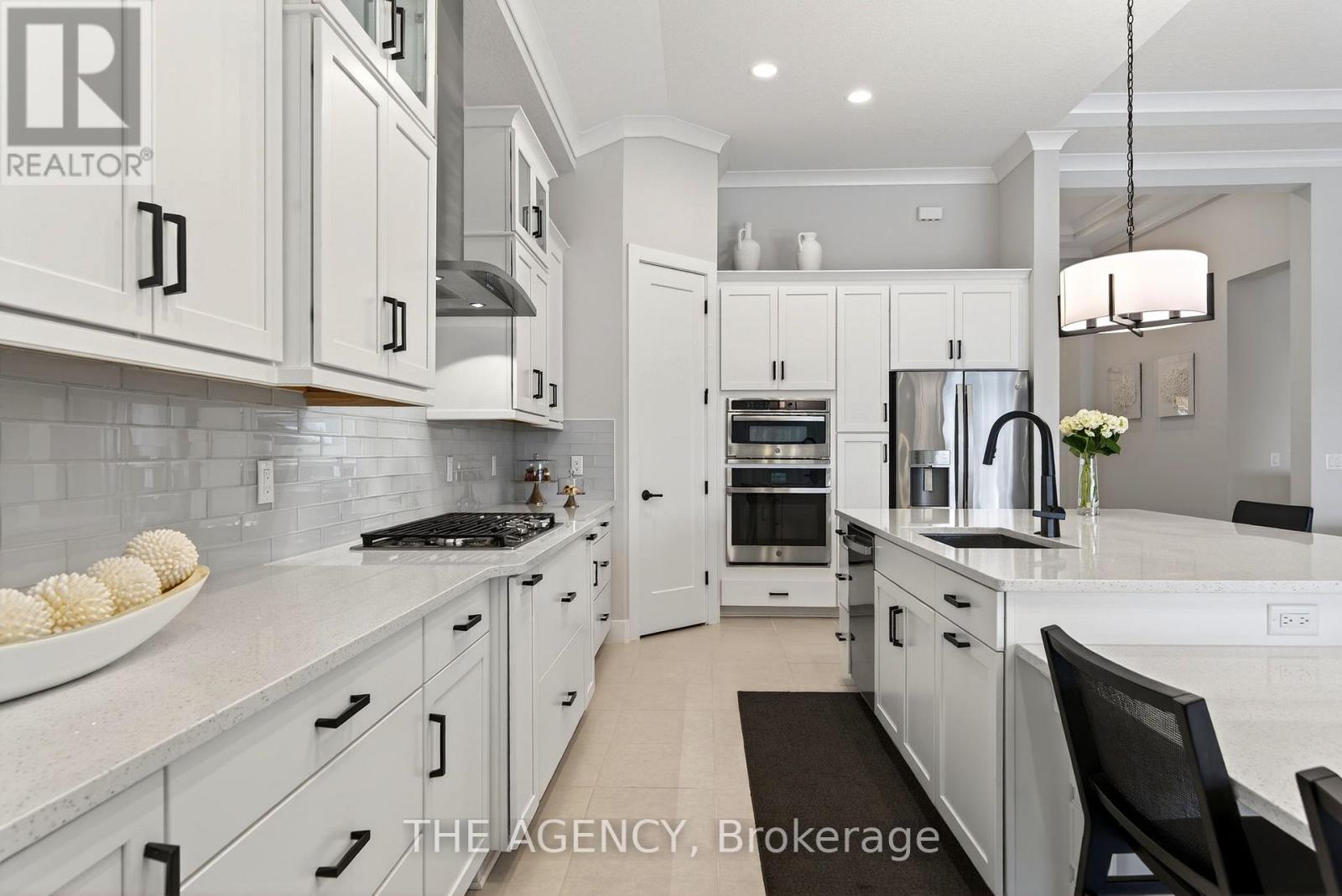 11615 Gleaming Terrace, Sarasota, Ontario    - Photo 13 - X12854418