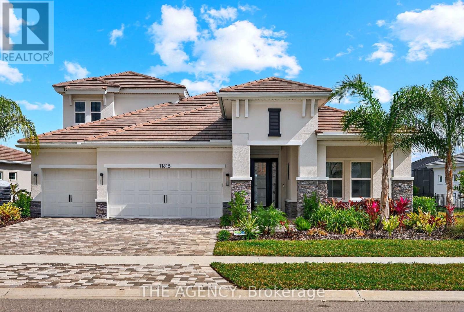 11615 Gleaming Terrace, Sarasota, Ontario    - Photo 2 - X12854418