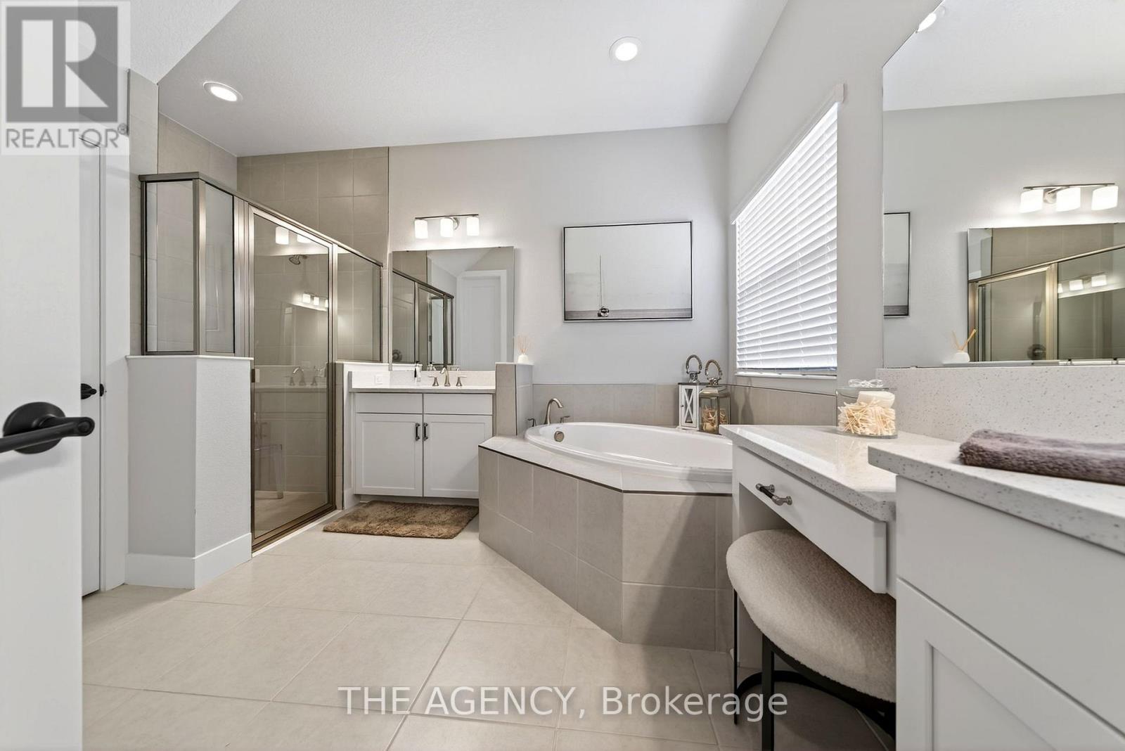 11615 Gleaming Terrace, Sarasota, Ontario    - Photo 31 - X12854418