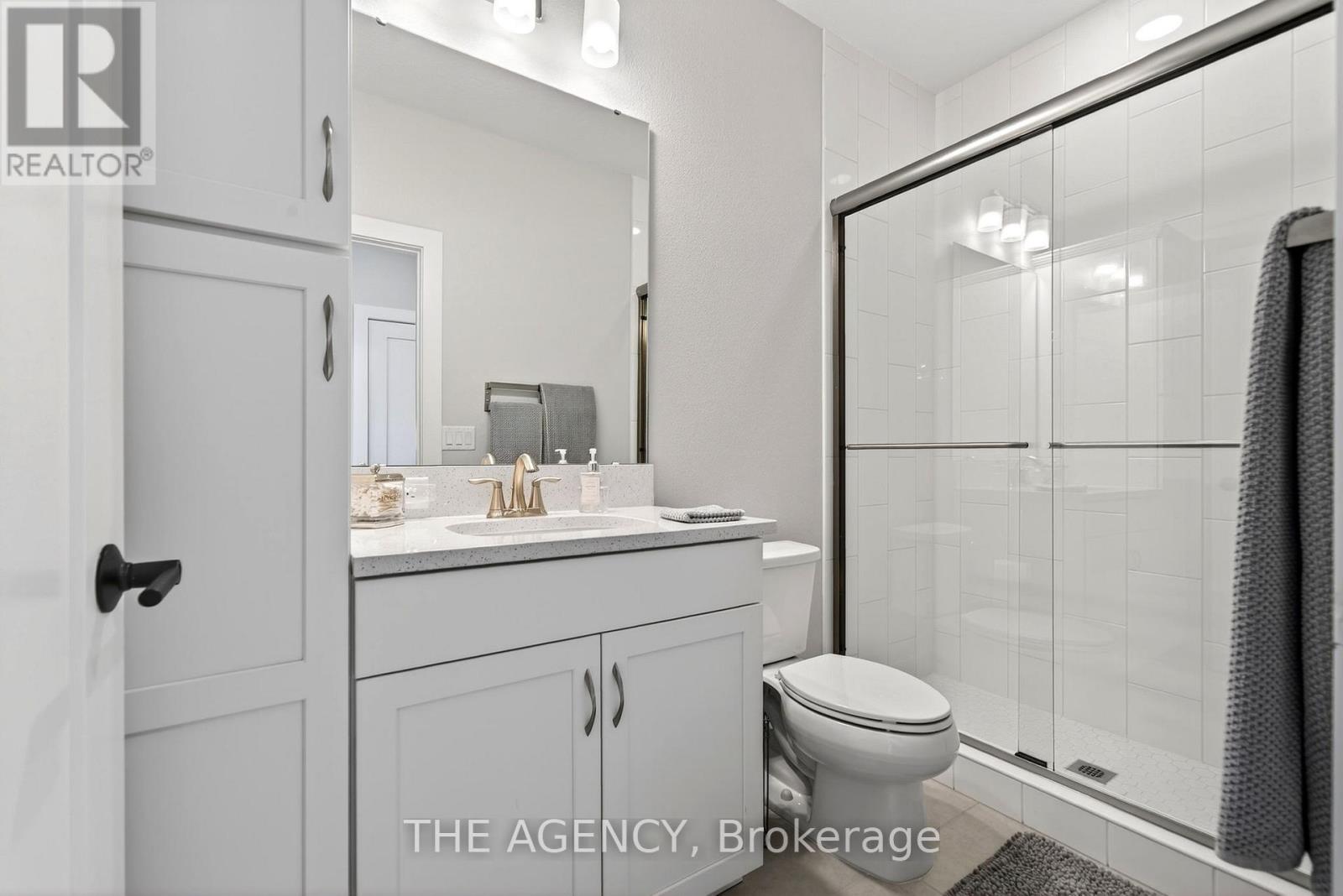 11615 Gleaming Terrace, Sarasota, Ontario    - Photo 40 - X12854418