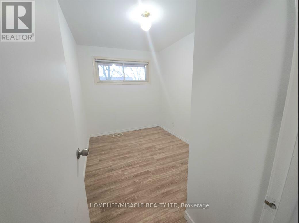 25 Beverly Road, Brantford, Ontario  N3S 6W6 - Photo 9 - X12854430