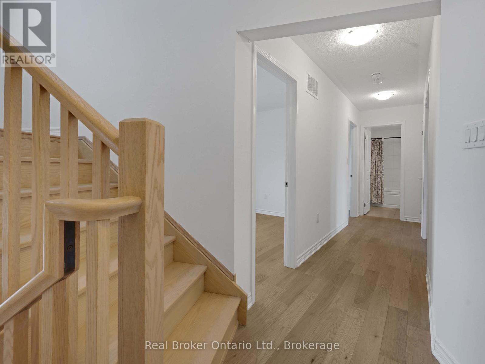 1397 William Halton Parkway, Oakville, Ontario  L6M 5N8 - Photo 17 - W12854502