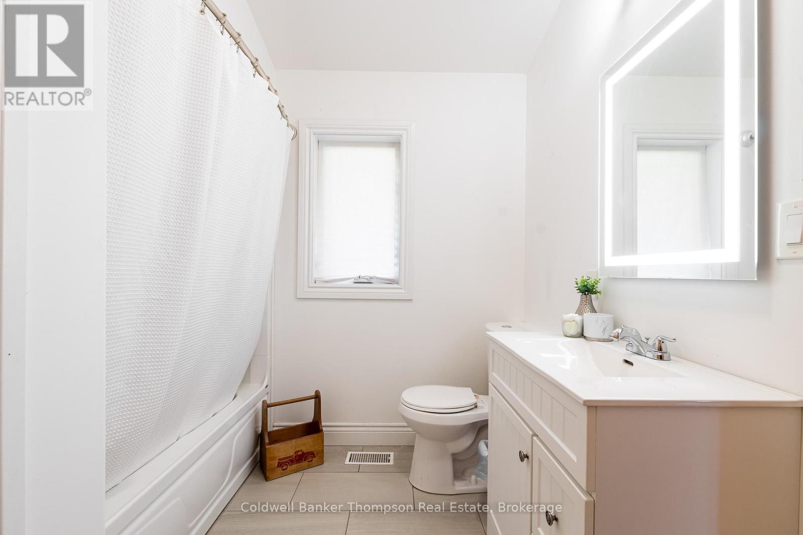 35 Audrey Smith Road, Magnetawan, Ontario P0A 1C0 - Photo 23 - X12830378