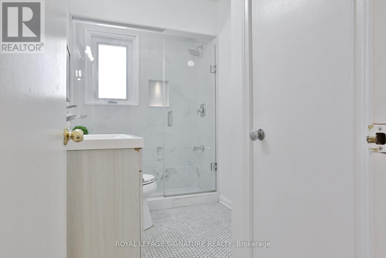 27 Lejune Road, Toronto, Ontario  M1T 2S6 - Photo 23 - E12854470