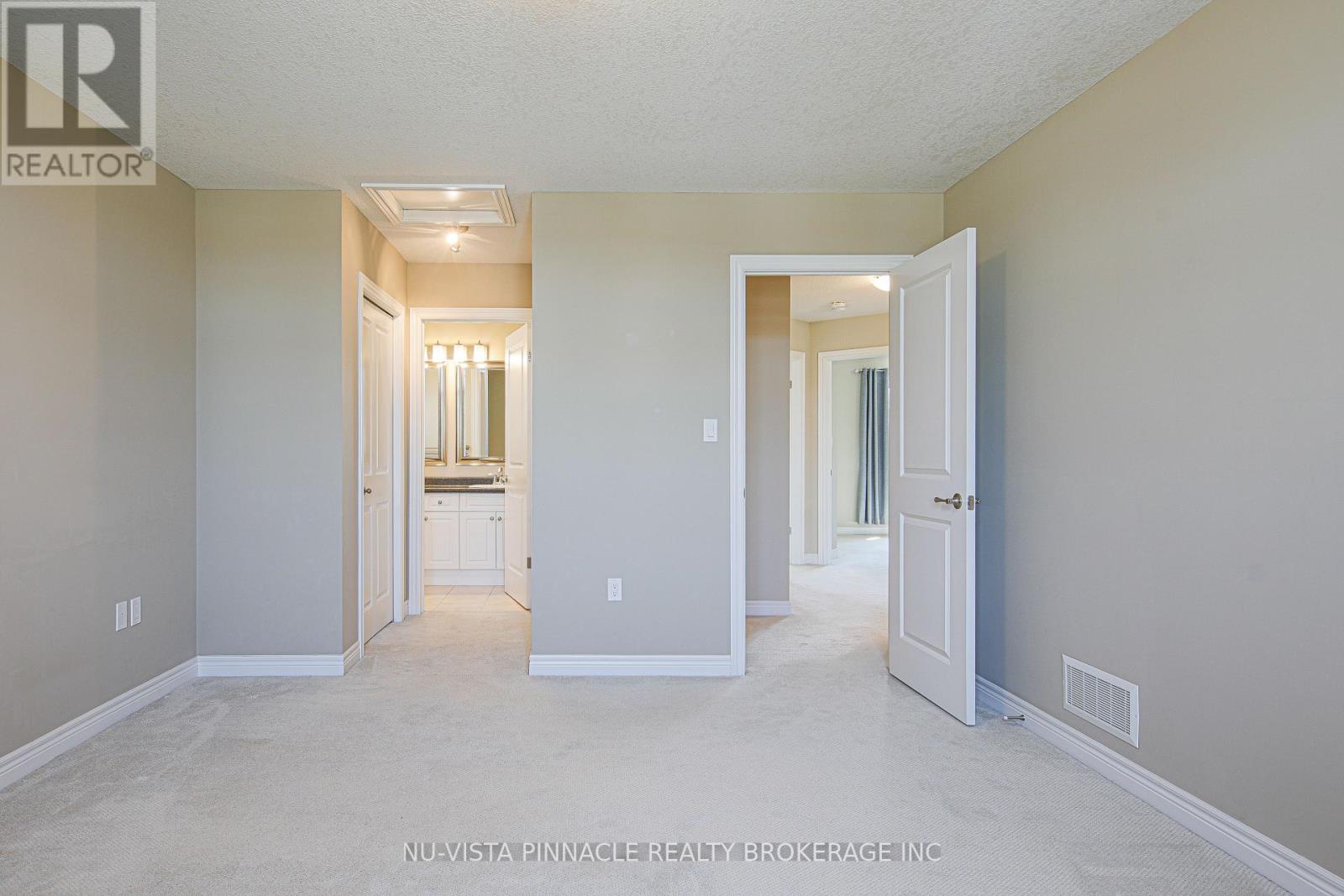 702 Springwood Crescent, London North, Ontario  N6G 0H8 - Photo 9 - X12847190