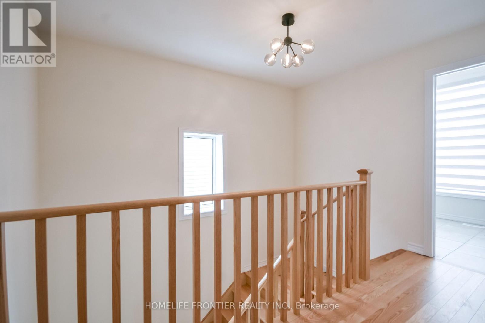 27 Bannister Road, Barrie, Ontario  L9J 0L5 - Photo 32 - S12833800