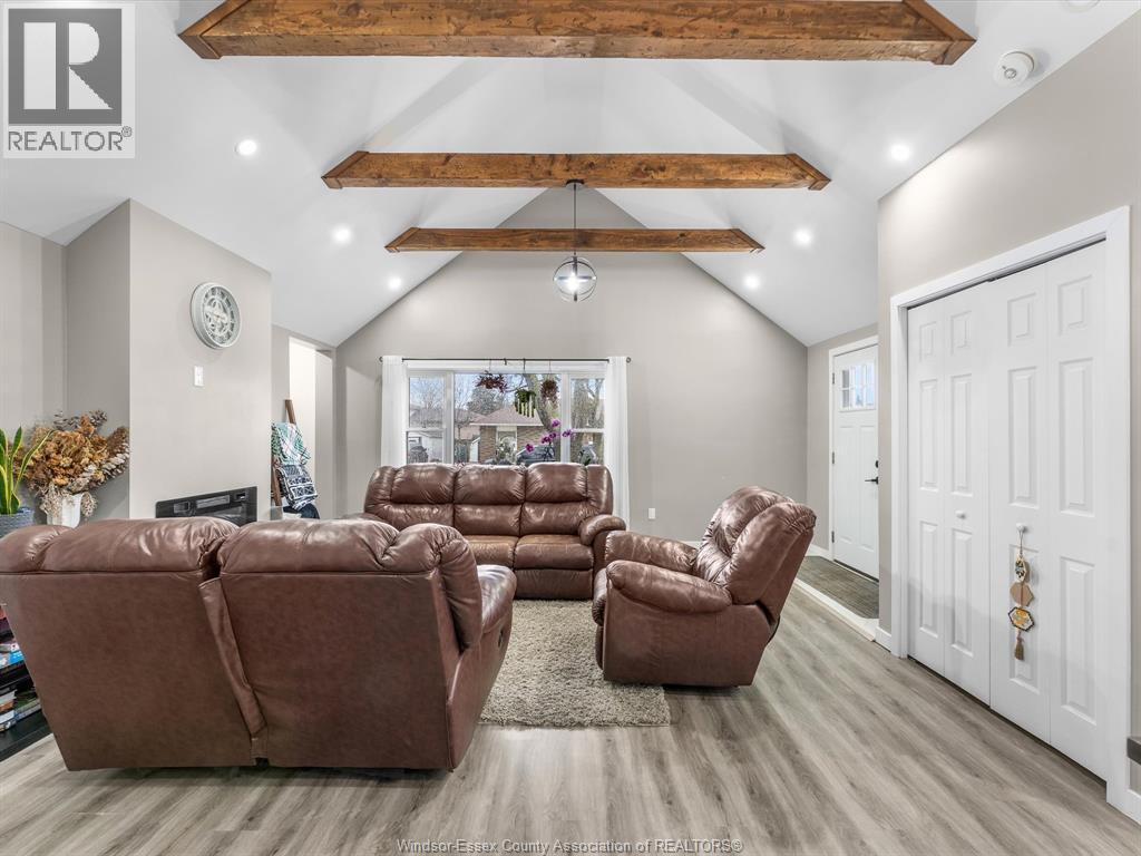 13 Martin, Leamington, Ontario  N8H 2R5 - Photo 5 - 26004741