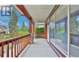 982 Paret Crescent, Kelowna, British Columbia  V1W 4X9 - Photo 6 - 10378185