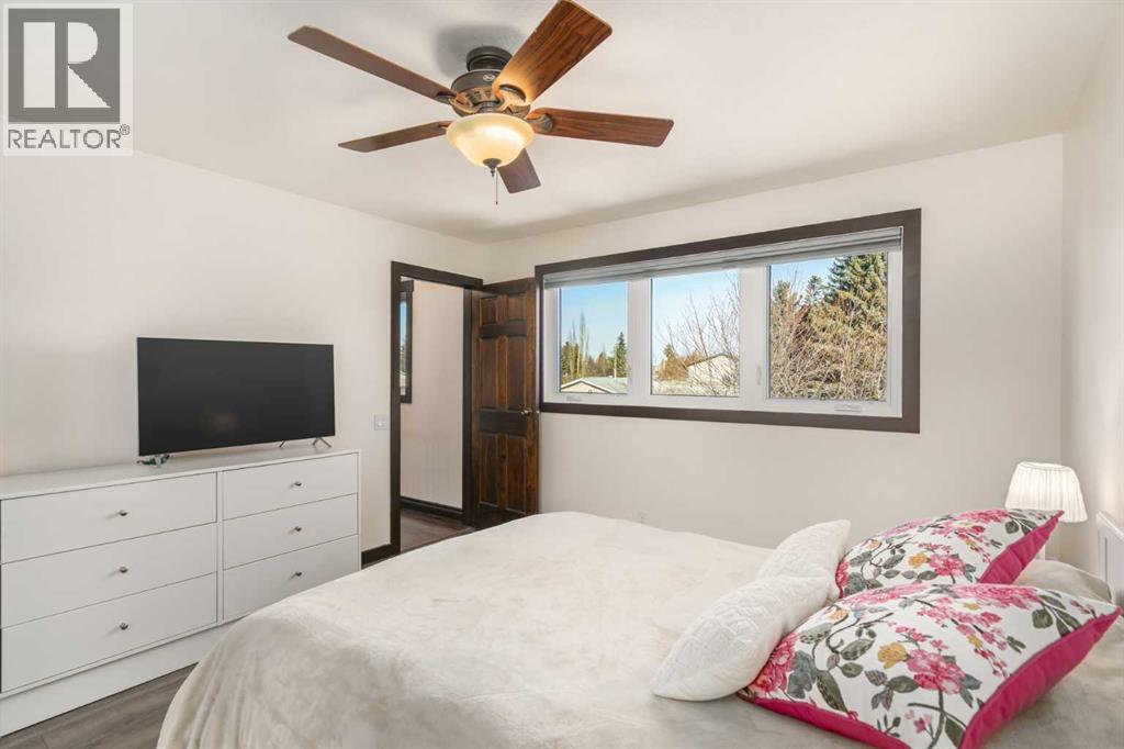 1315 Lake Michigan Crescent Se, Calgary, Alberta  T2J 3E9 - Photo 23 - A2280386