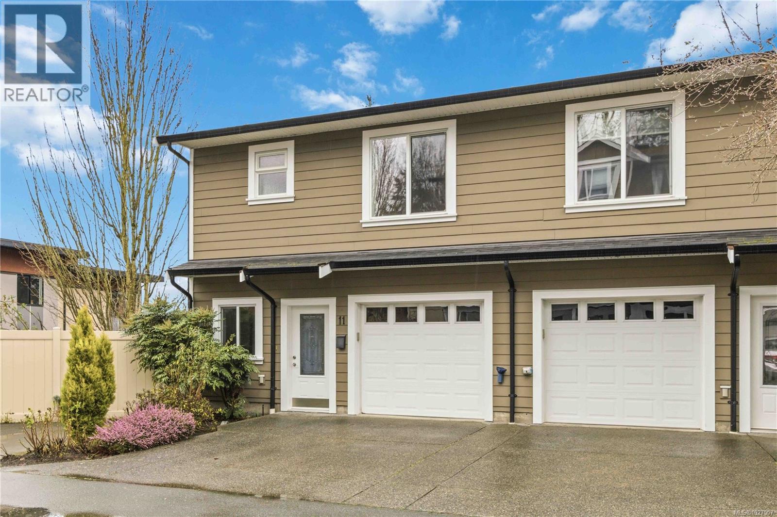 11 6961 East Saanich Rd, Central Saanich, British Columbia  V8Z 0A9 - Photo 2 - 1027557