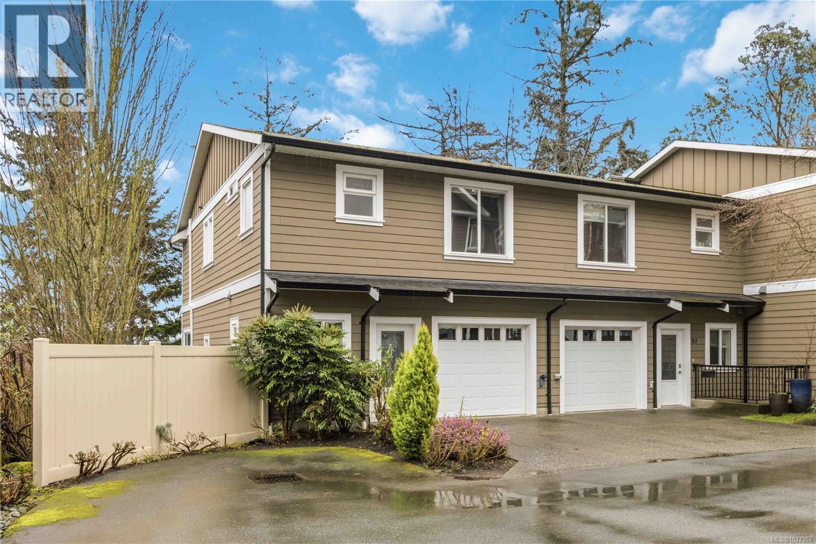 11 6961 East Saanich Rd, Central Saanich, British Columbia  V8Z 0A9 - Photo 1 - 1027557