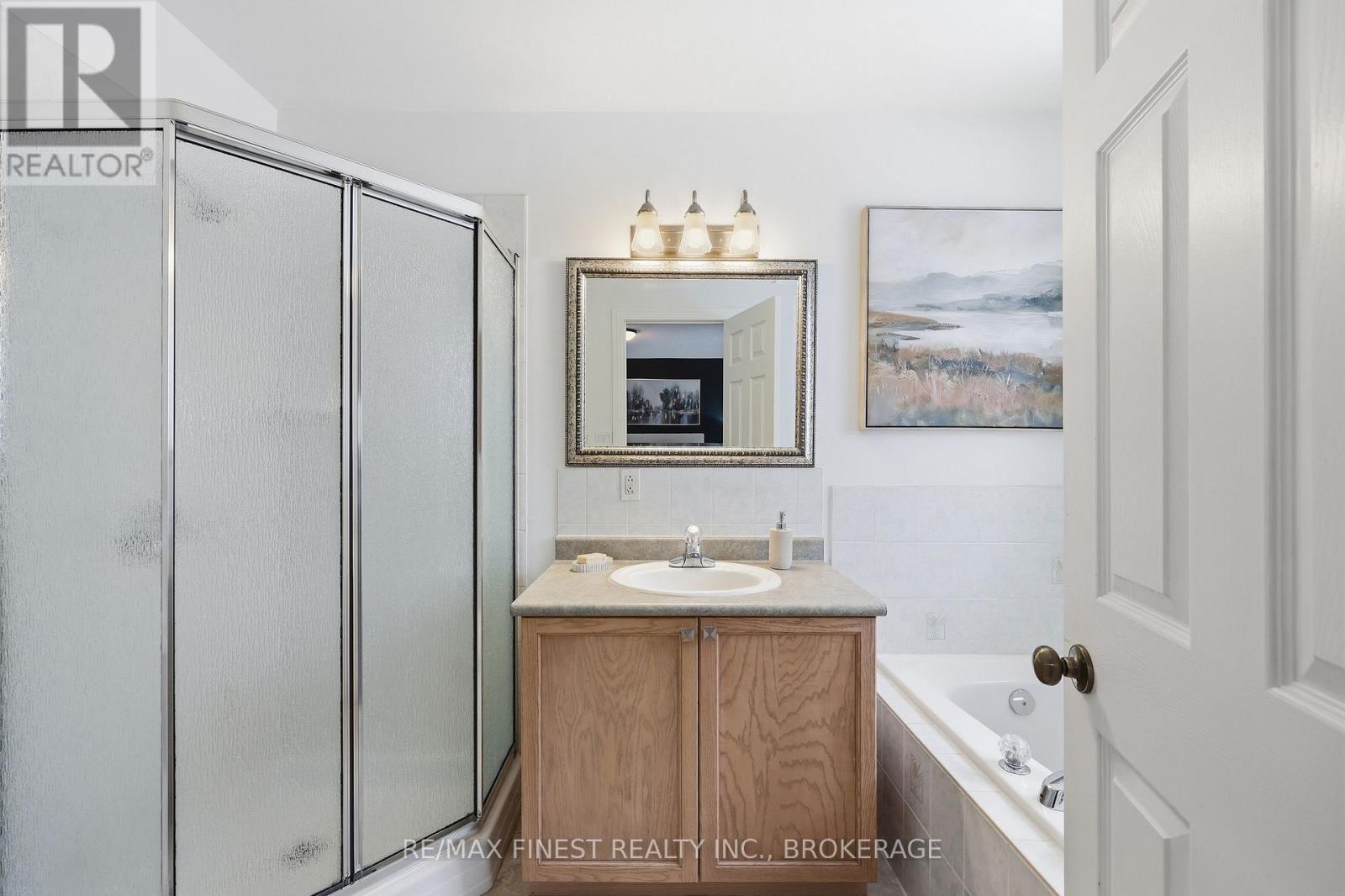 405 Fieldstone Drive, Kingston (Kingston East (Incl Barret Crt)), Ontario  K7K 7E1 - Photo 23 - X12854500