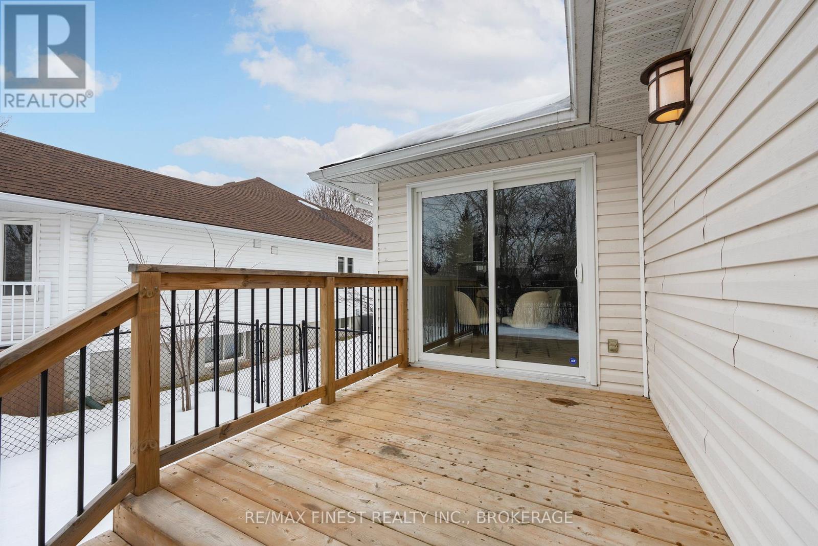 405 Fieldstone Drive, Kingston (Kingston East (Incl Barret Crt)), Ontario  K7K 7E1 - Photo 43 - X12854500