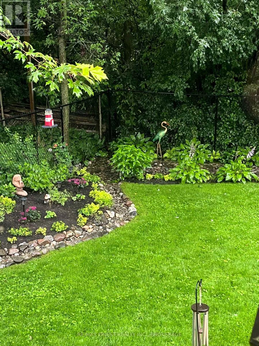 405 Fieldstone Drive, Kingston (Kingston East (Incl Barret Crt)), Ontario  K7K 7E1 - Photo 50 - X12854500