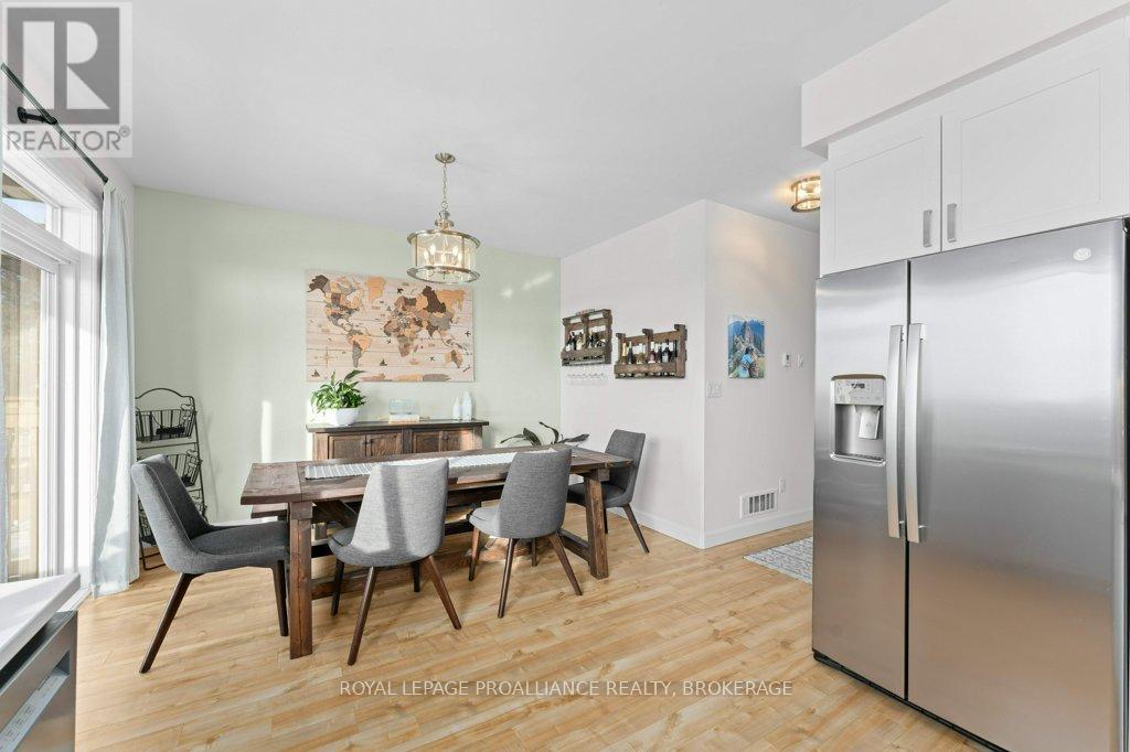 139 Superior Drive, Loyalist, Ontario  K7N 0E5 - Photo 18 - X12854658