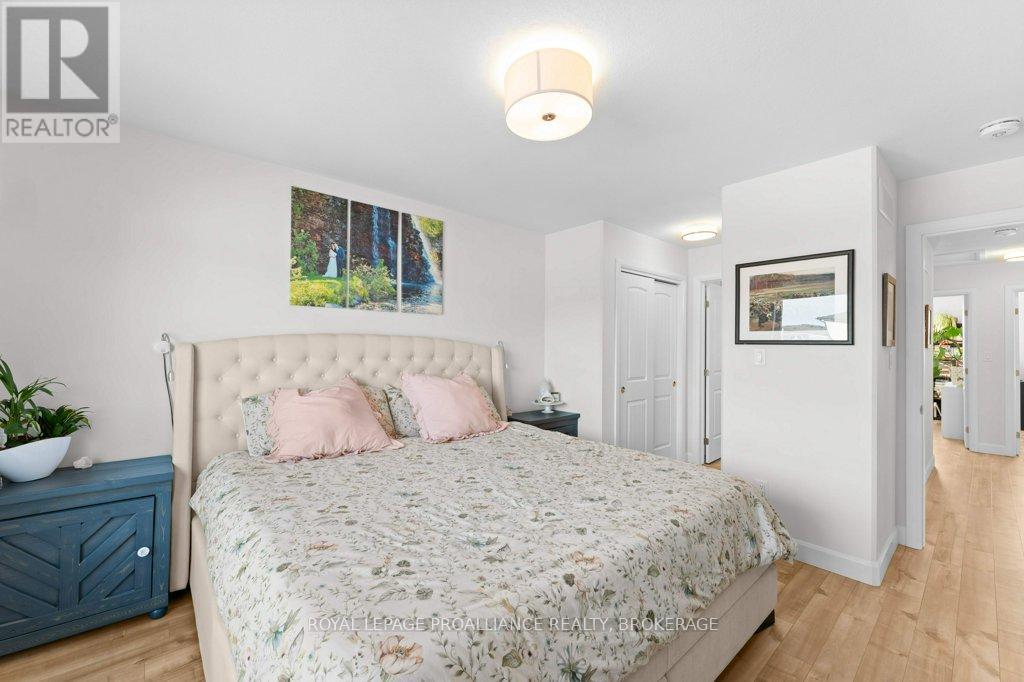 139 Superior Drive, Loyalist, Ontario  K7N 0E5 - Photo 27 - X12854658