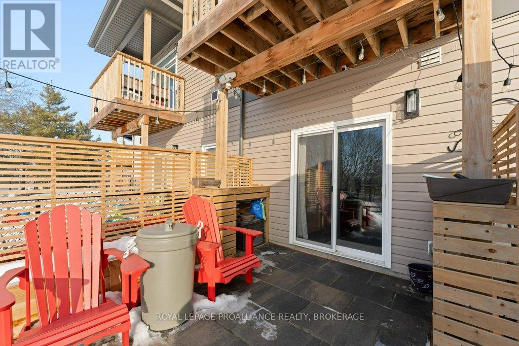 139 Superior Drive, Loyalist, Ontario  K7N 0E5 - Photo 39 - X12854658