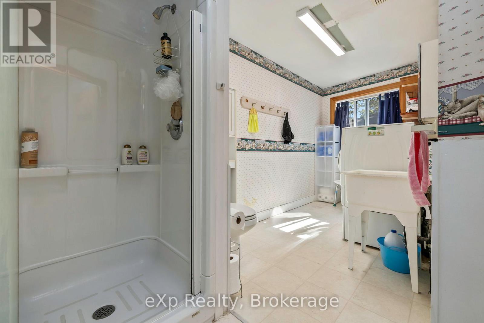 18 Kristen Heights, Parry Sound, Ontario  P2A 2Z6 - Photo 24 - X12444974