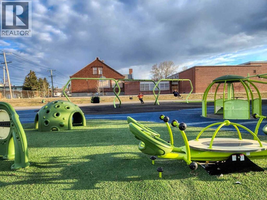 123 31 Avenue Nw, Calgary, Alberta  T2M 2P1 - Photo 45 - A2287530