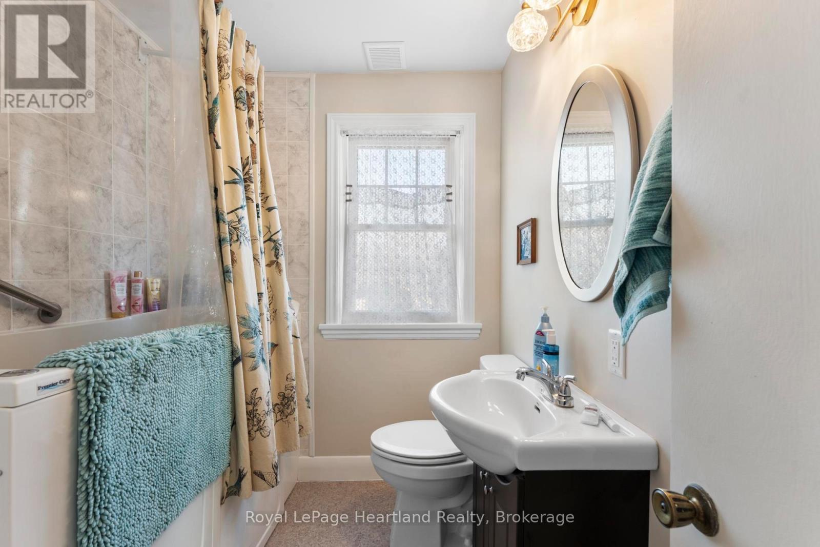 366 Edward Street, South Huron, Ontario  N0M 1S0 - Photo 15 - X12854616