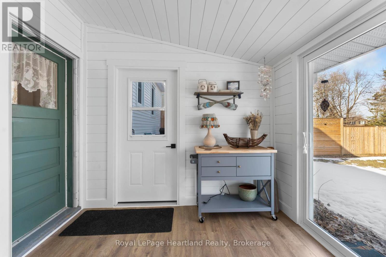 366 Edward Street, South Huron, Ontario  N0M 1S0 - Photo 39 - X12854616