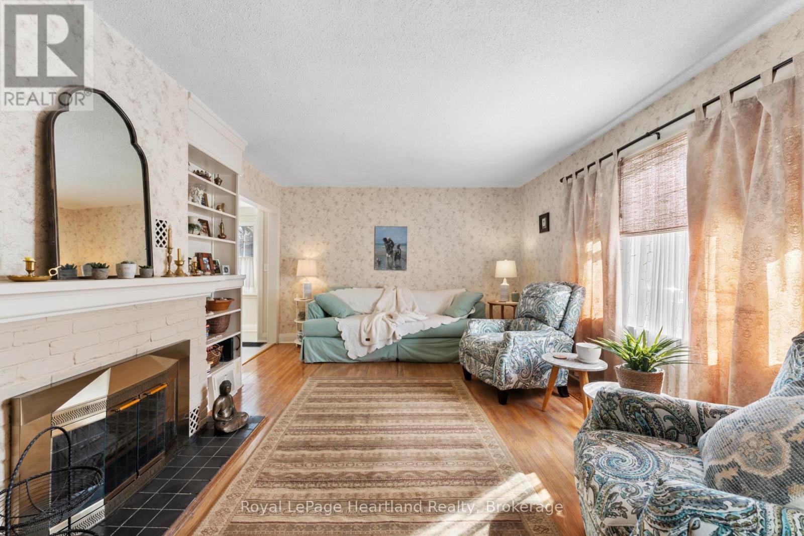 366 Edward Street, South Huron, Ontario  N0M 1S0 - Photo 6 - X12854616