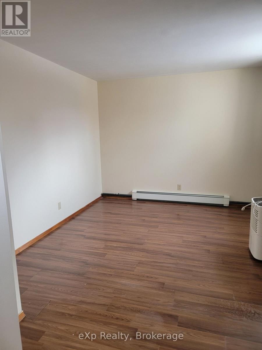 920 5th Avenue E, Owen Sound, Ontario  N4K 2S2 - Photo 30 - X12854800