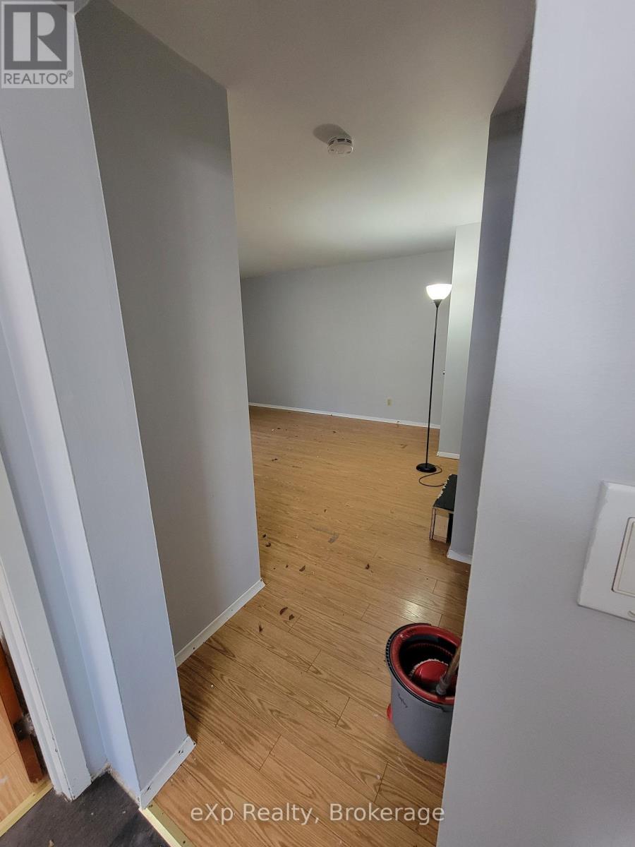 920 5th Avenue E, Owen Sound, Ontario  N4K 2S2 - Photo 40 - X12854800