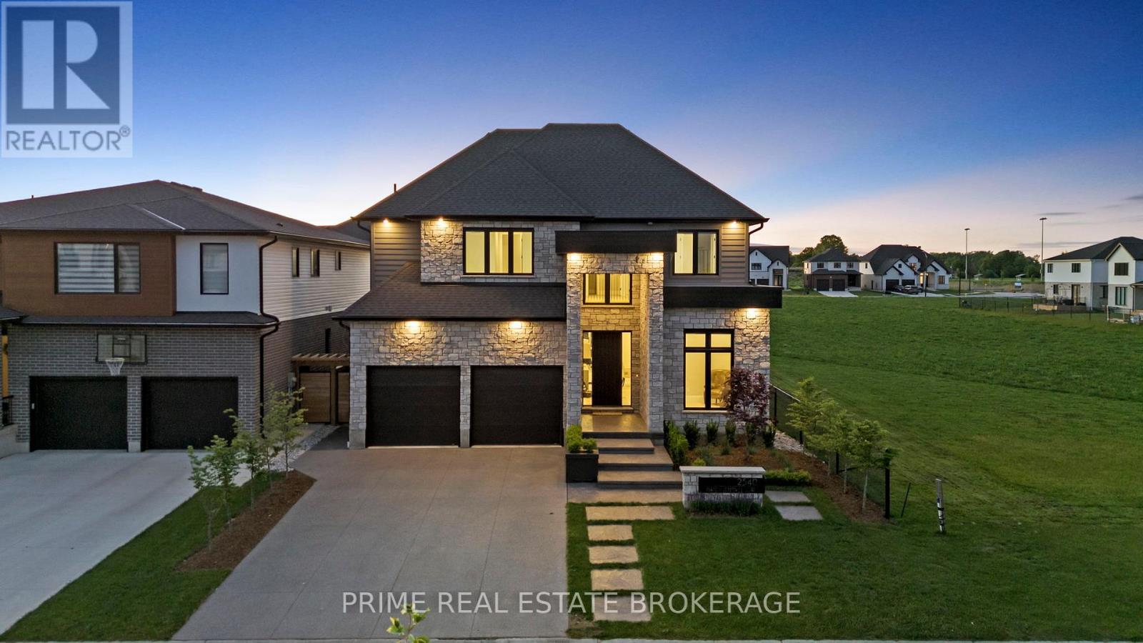 2540 BRIDGEHAVEN DRIVE, London North, Ontario