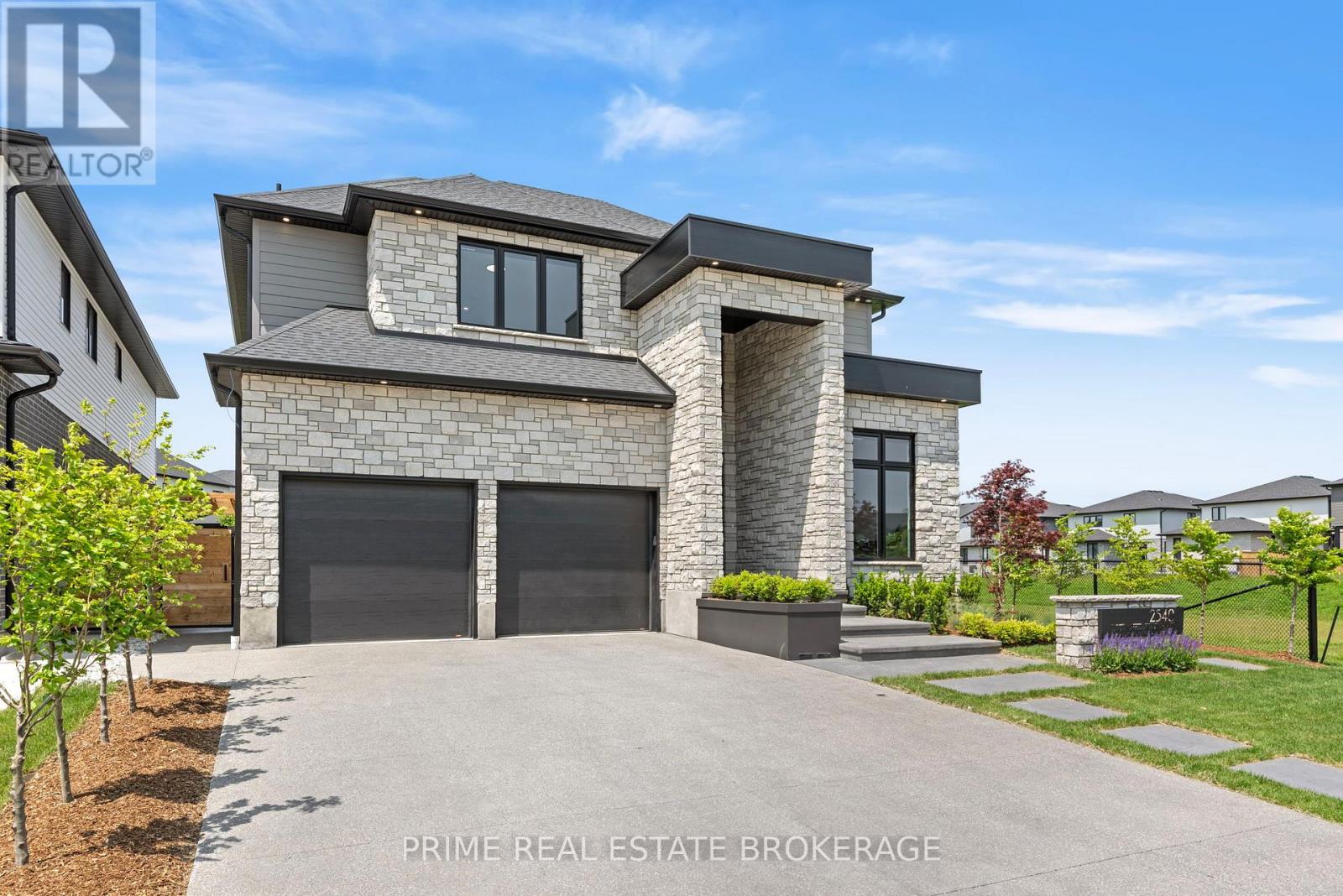 2540 Bridgehaven Drive, London North (North S), Ontario  N6G 0Z7 - Photo 6 - X12854516