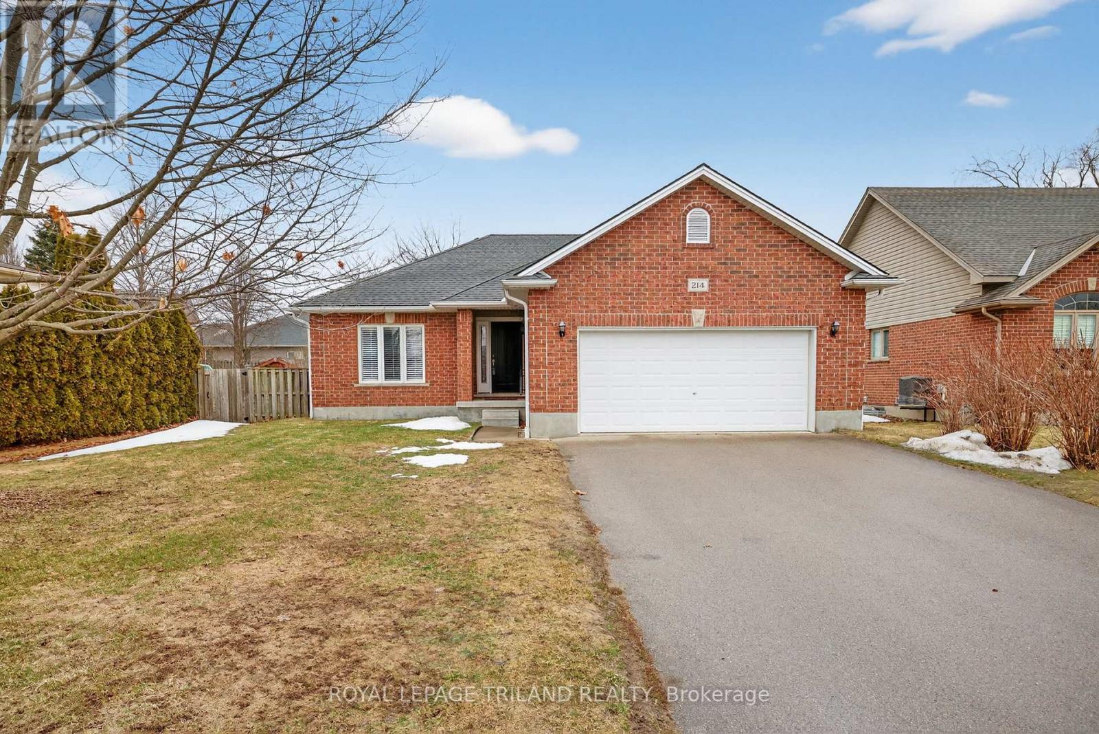 214 MITCHELL COURT, Thames Centre, Ontario