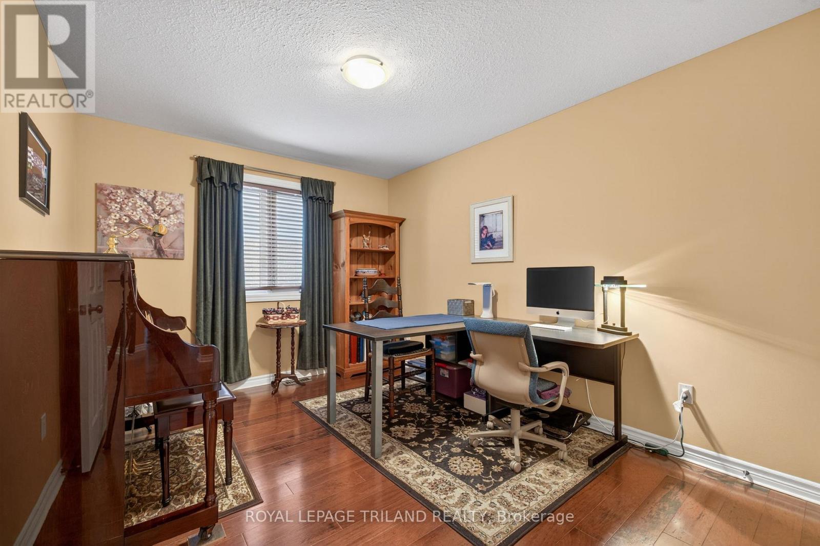 214 Mitchell Court, Thames Centre, Ontario  N0L 1G3 - Photo 19 - X12854726