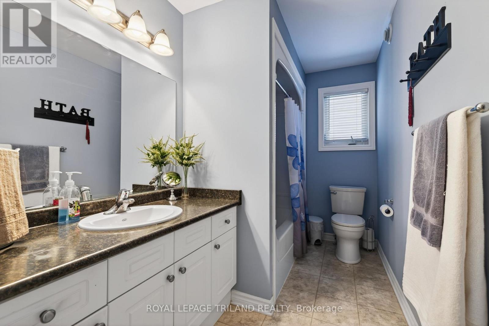 214 Mitchell Court, Thames Centre, Ontario  N0L 1G3 - Photo 22 - X12854726