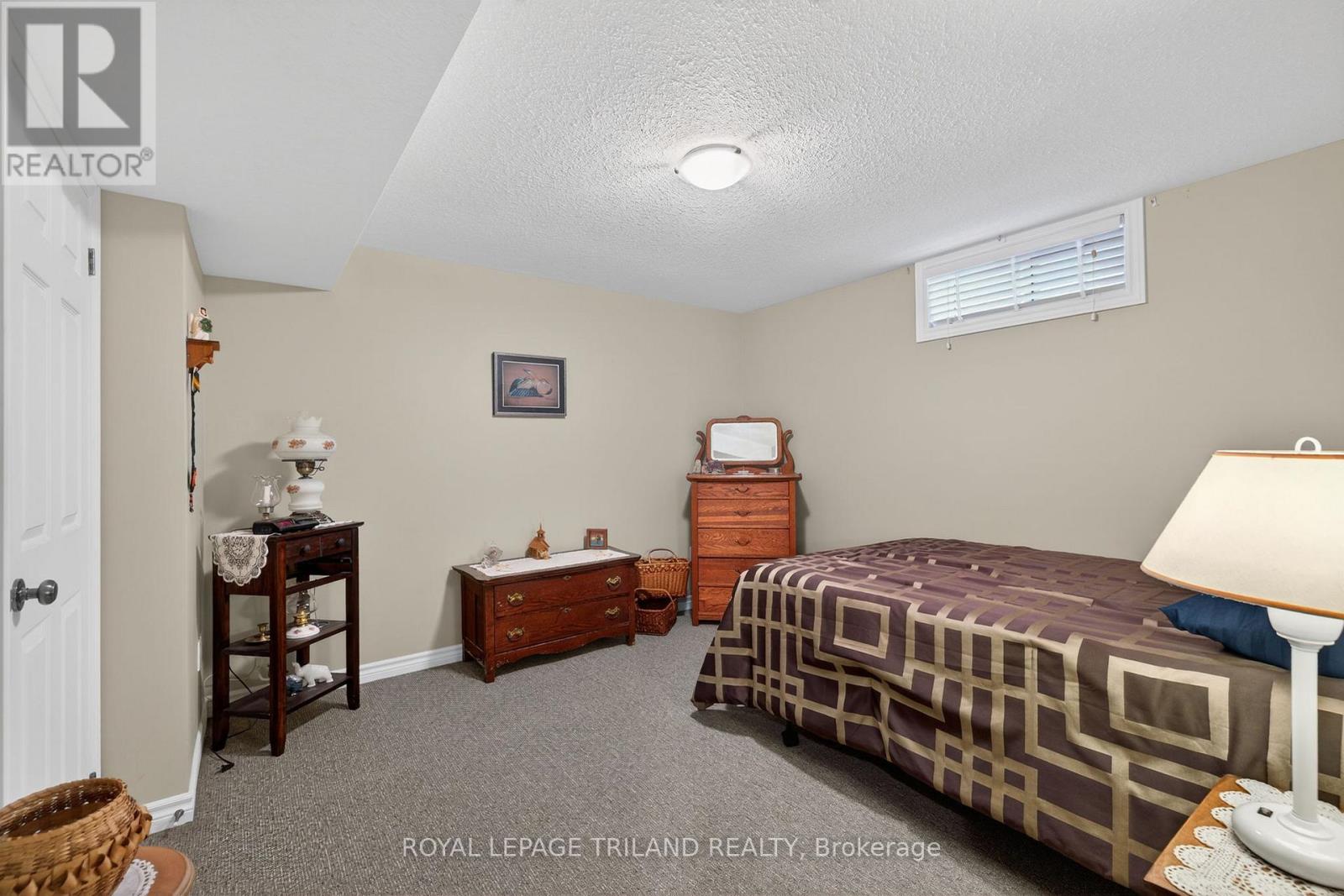 214 Mitchell Court, Thames Centre, Ontario  N0L 1G3 - Photo 31 - X12854726